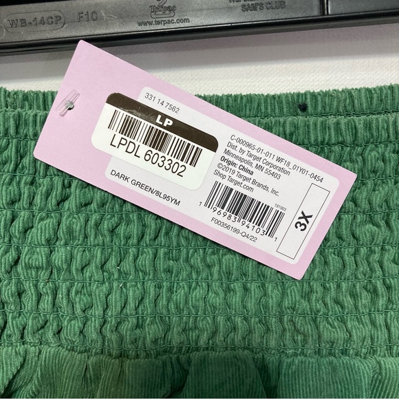 Wild Fable 3x Green Corduroy Shorts Pockets! NWT! 0881 - Picture 5 of 8